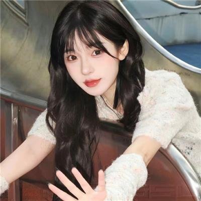 早餐时女歌迷快闪